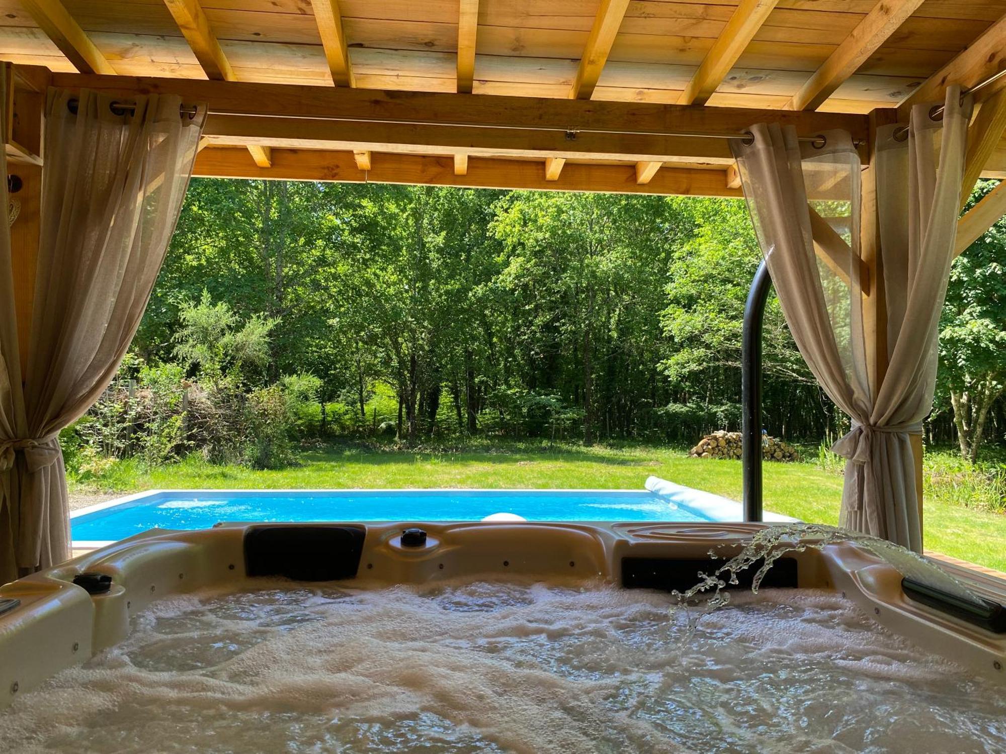 Gites & Spa De Charme " Ploum" Pouydesseaux Екстериор снимка